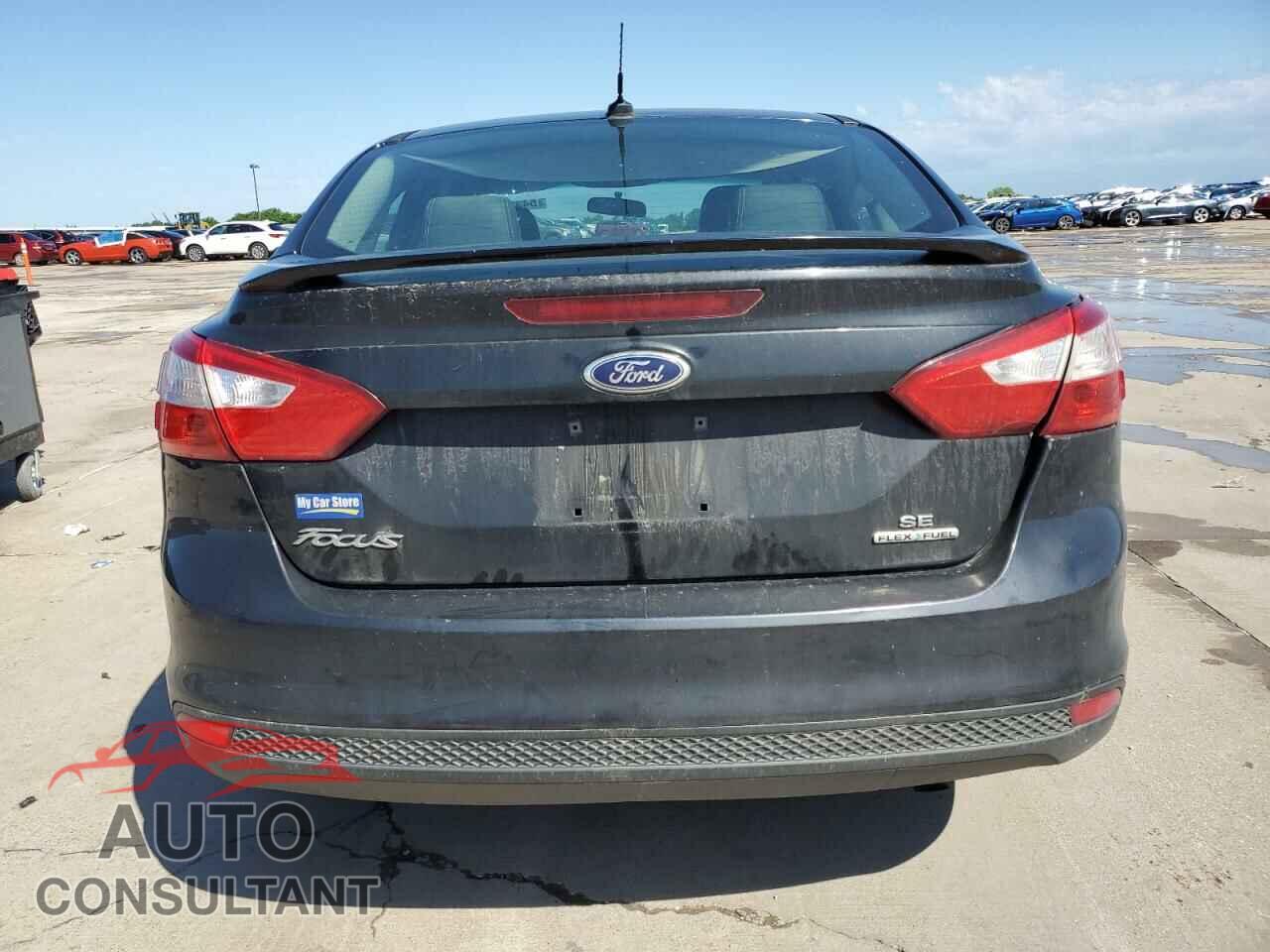 FORD FOCUS 2014 - 1FADP3F2XEL229451