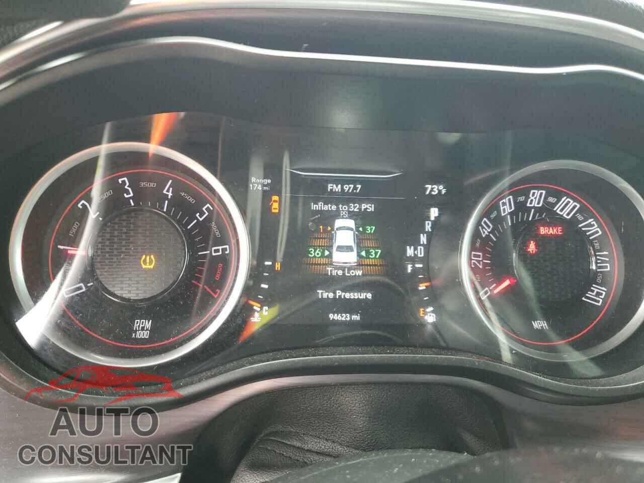 DODGE CHALLENGER 2018 - 2C3CDZAG5JH302838