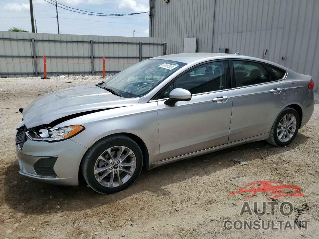 FORD FUSION 2020 - 3FA6P0LU8LR142692