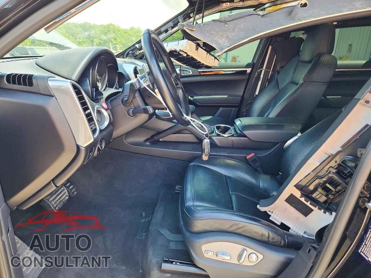 PORSCHE CAYENNE 2017 - WP1AA2A29HKA80782