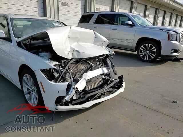 BMW 3 SERIES 2017 - WBA8A3C34HK692915