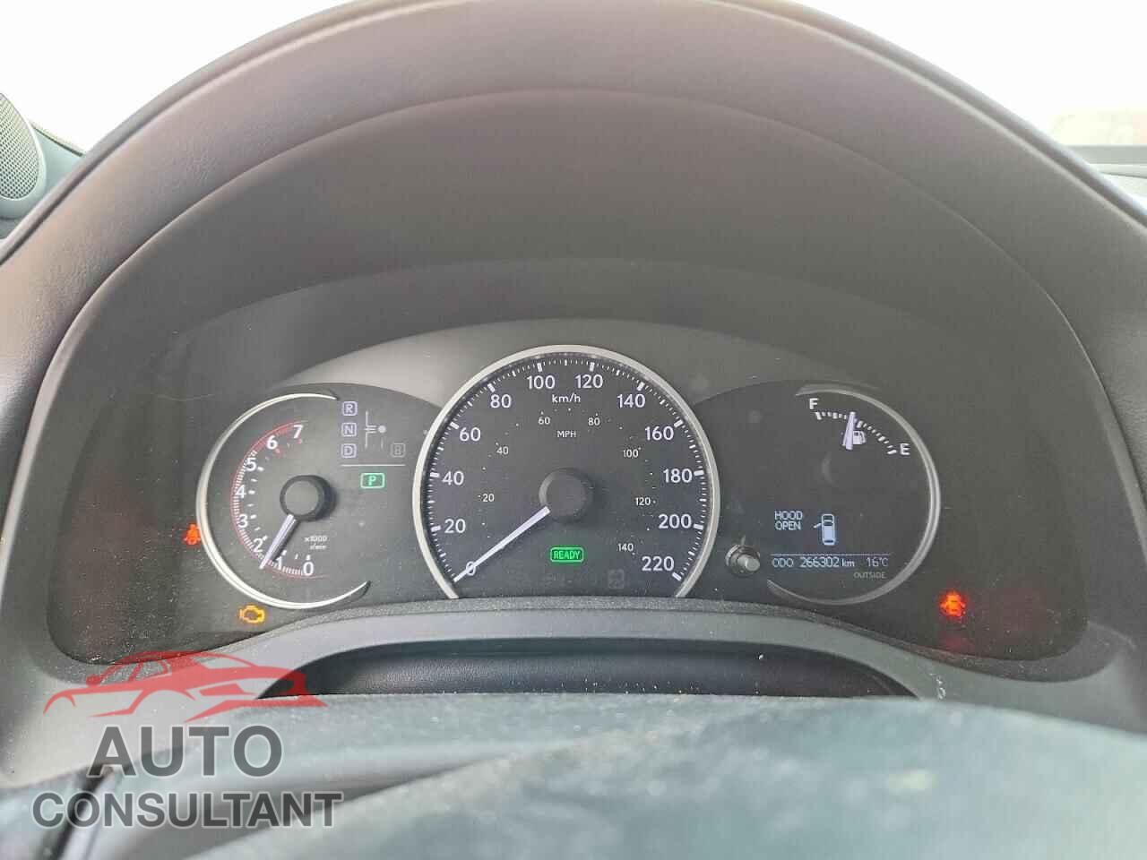 LEXUS CT 200 2013 - JTHKD5BH8D2139539