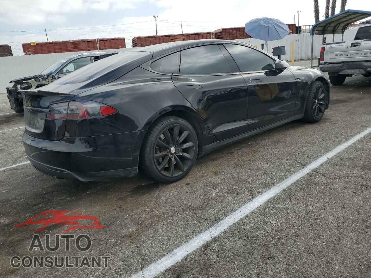 TESLA MODEL S 2016 - 5YJSA1E11GF122150