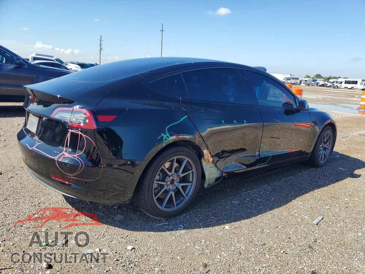TESLA MODEL 3 2022 - 5YJ3E1EA8NF355965