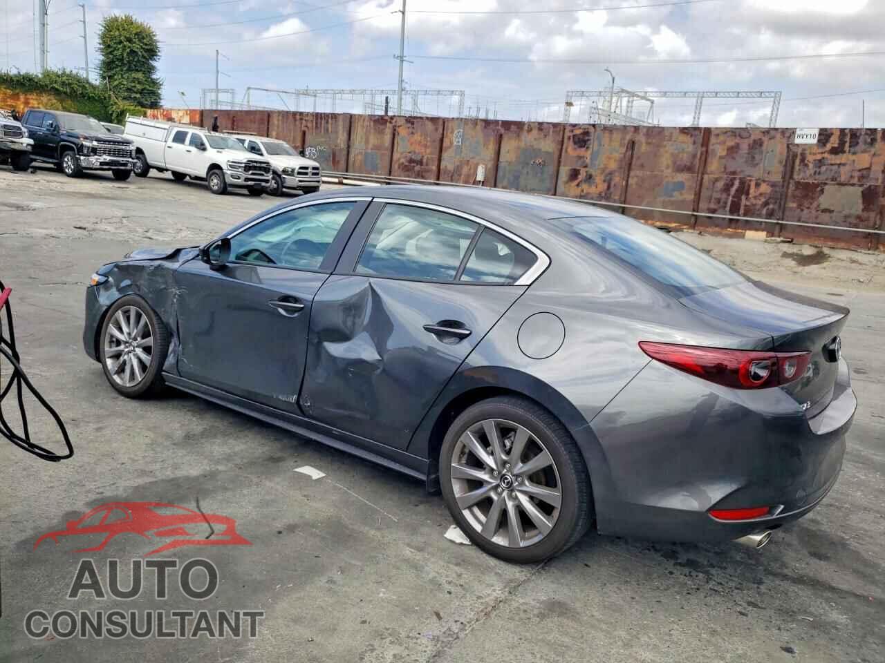 MAZDA 3 2023 - 3MZBPABM8PM354332