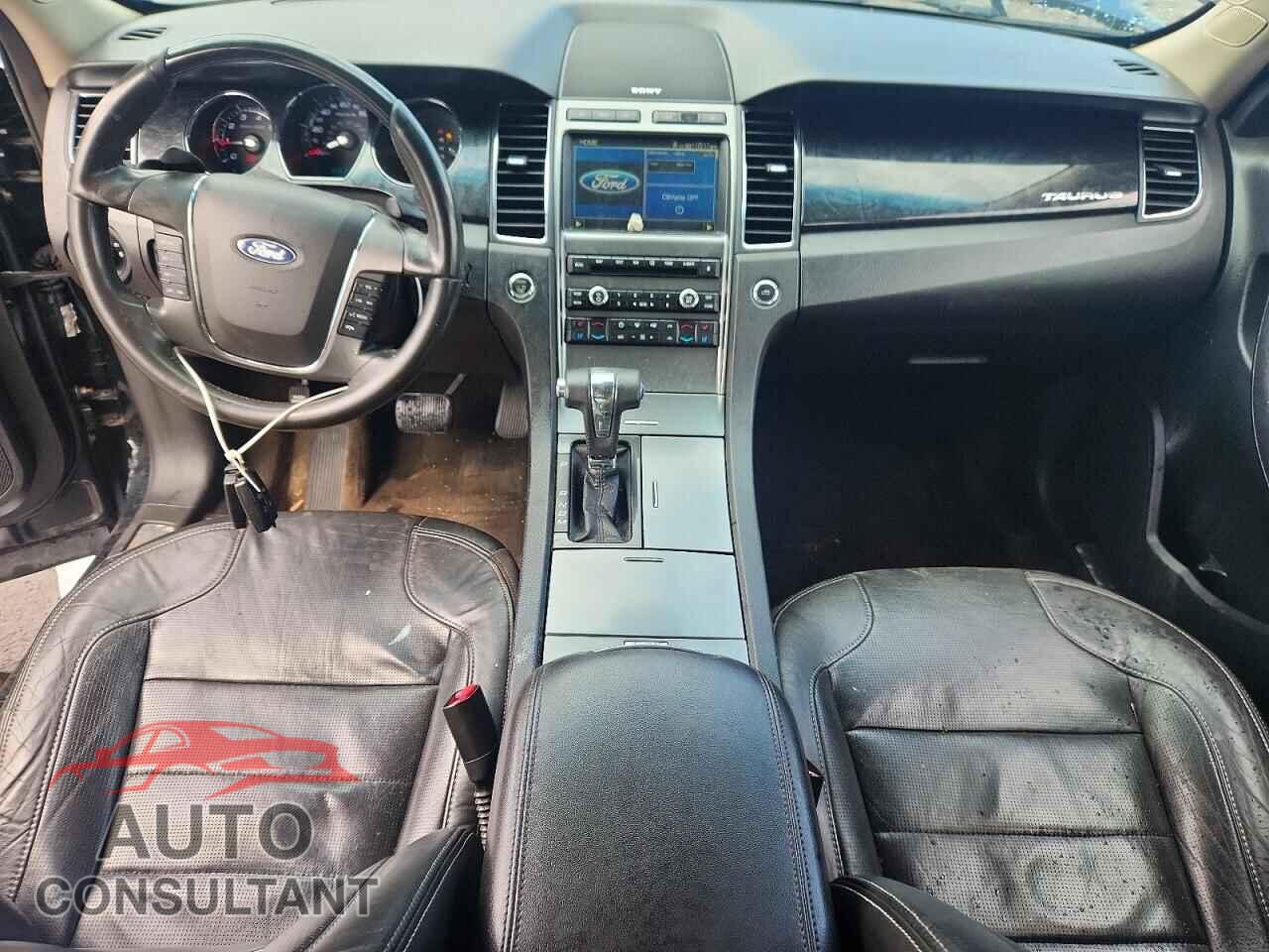 FORD TAURUS 2012 - 1FAHP2FW7CG134169