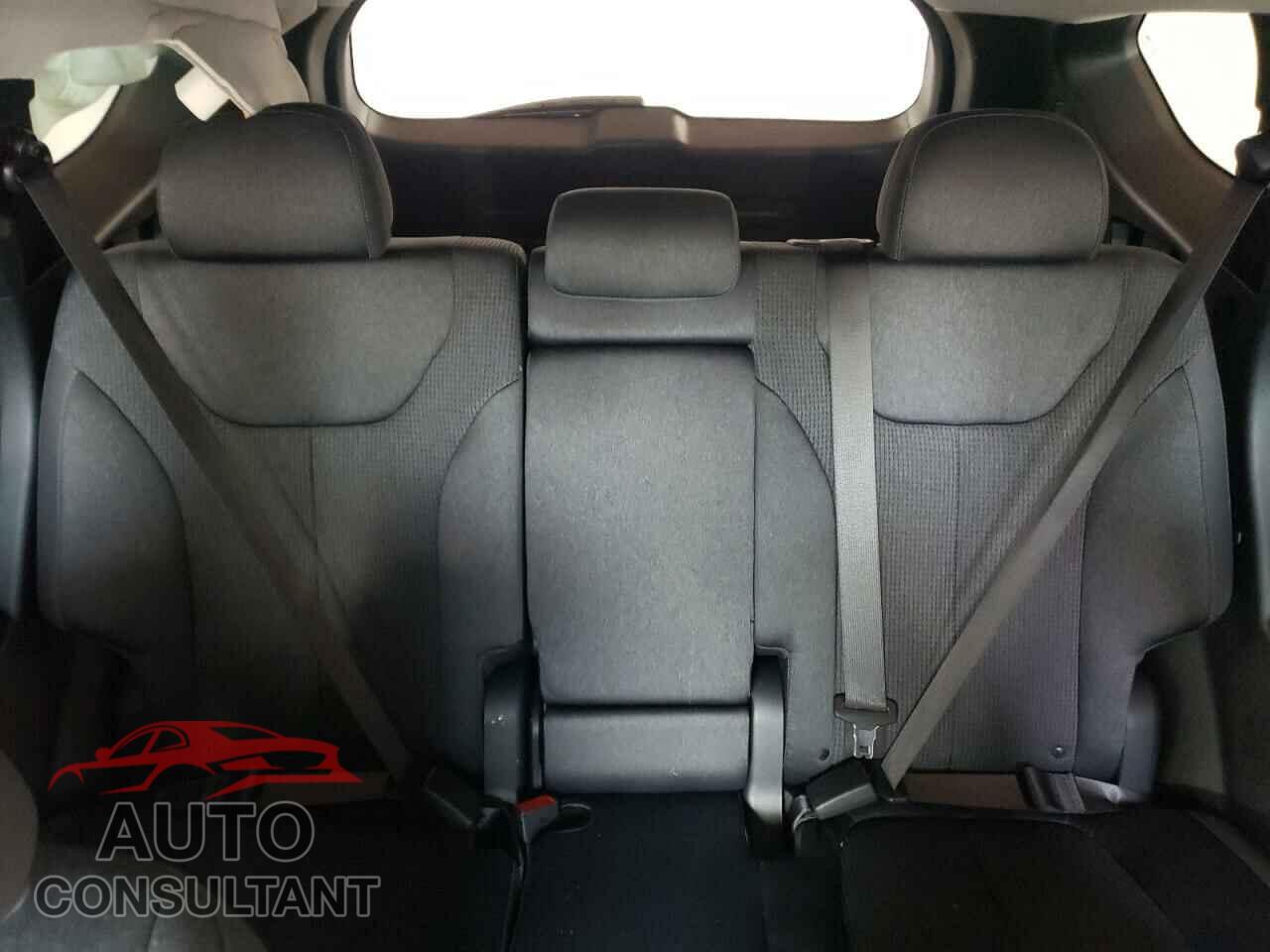 HYUNDAI SANTA FE 2023 - 5NMS14AJ6PH642527