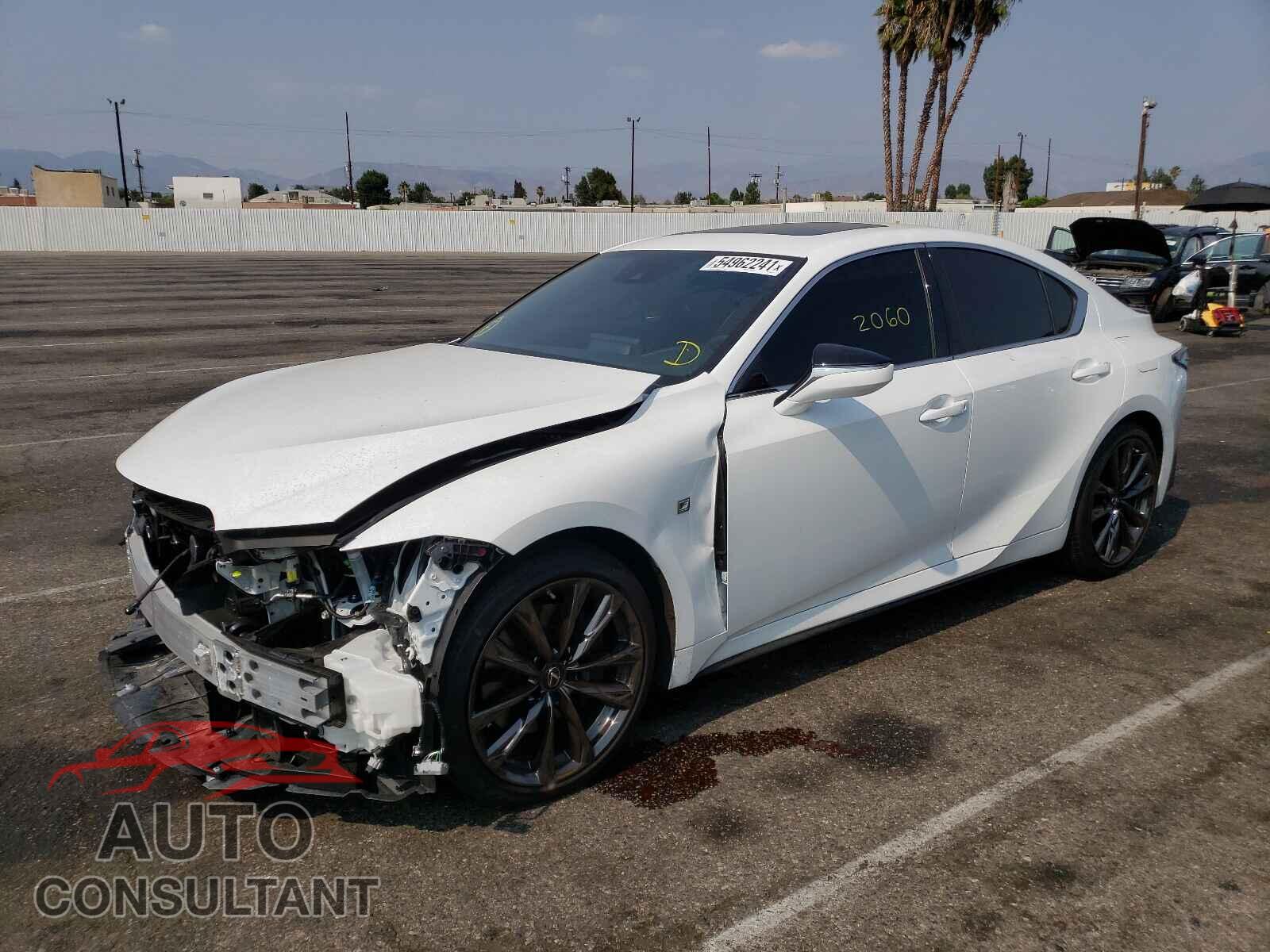 LEXUS IS 2021 - JTHGZ1B26M5042737