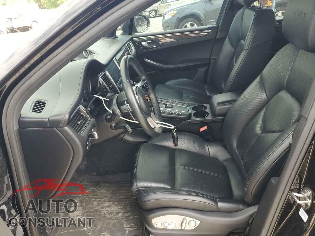 PORSCHE MACAN 2018 - WP1AG2A51JLB61574