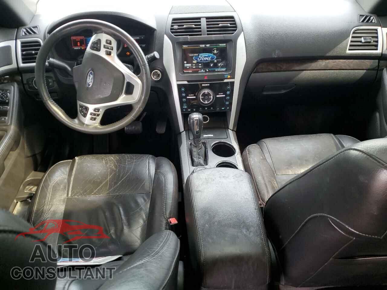 FORD EXPLORER 2011 - 1FMHK8F82BGA49912