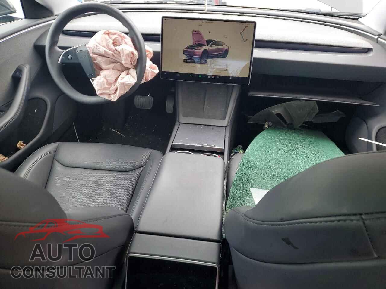 TESLA MODEL 3 2024 - 5YJ3E1EA3RF772805