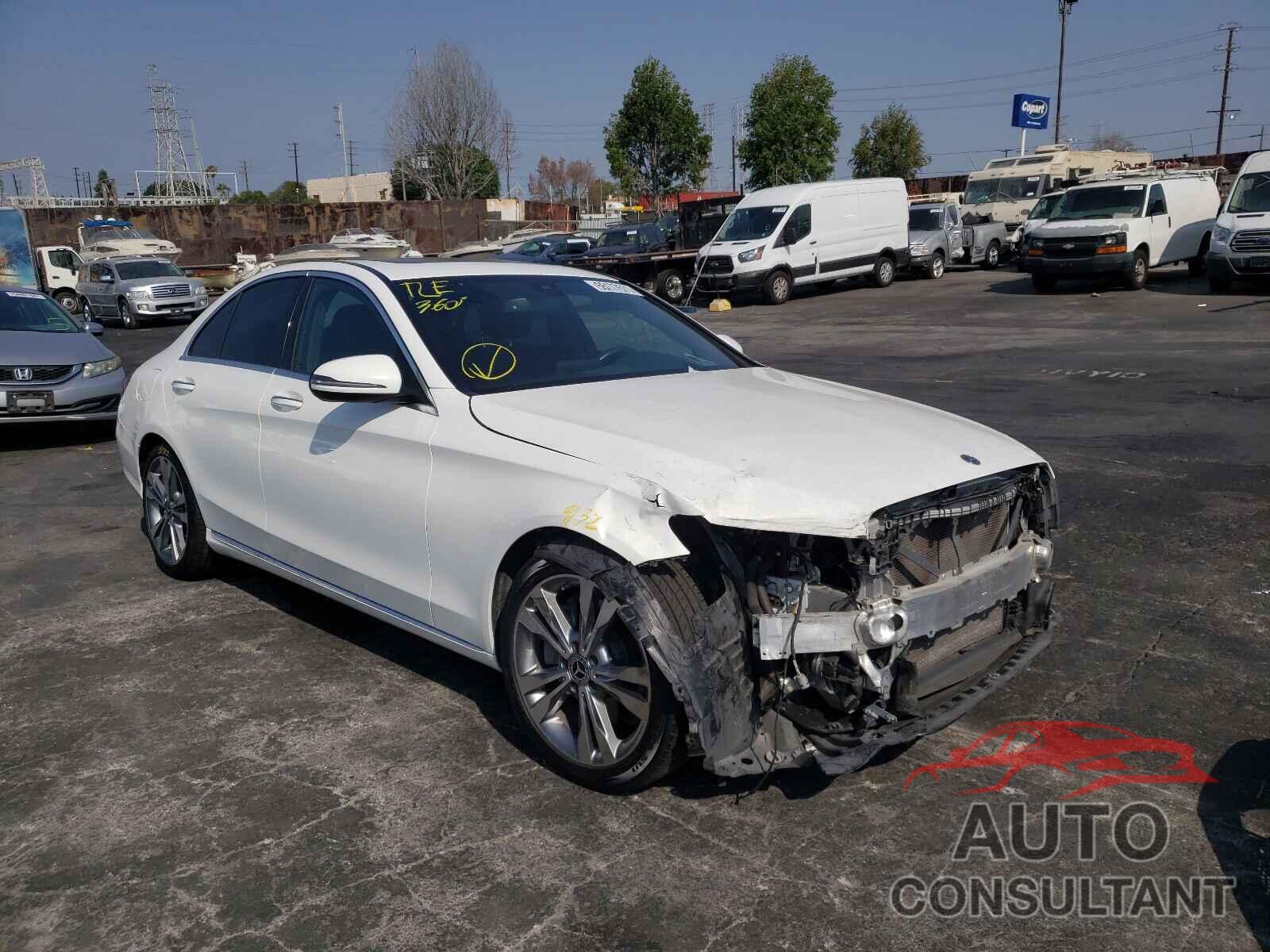 MERCEDES-BENZ C-CLASS 2018 - 55SWF4JBXJU250539