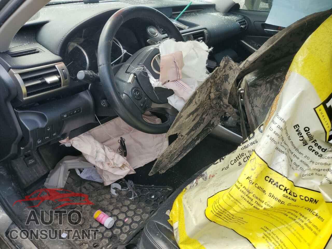 LEXUS IS 2015 - JTHCE1D26F5005942