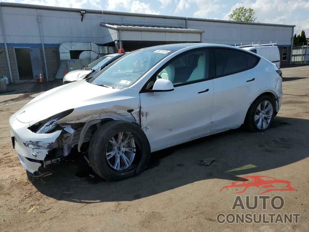 TESLA MODEL Y 2023 - 7SAYGDEE9PF618460