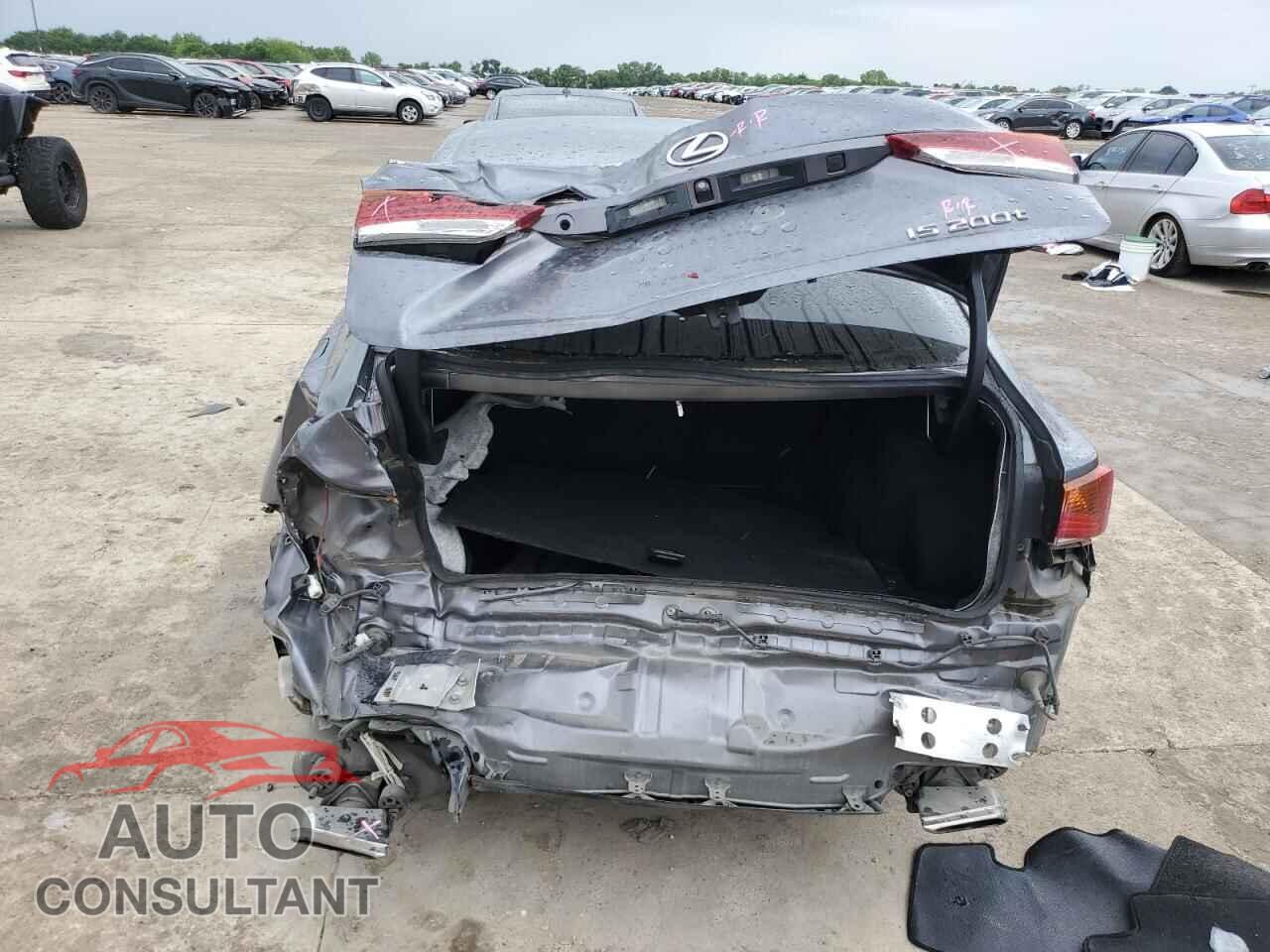 LEXUS IS 2017 - JTHBA1D24H5050310