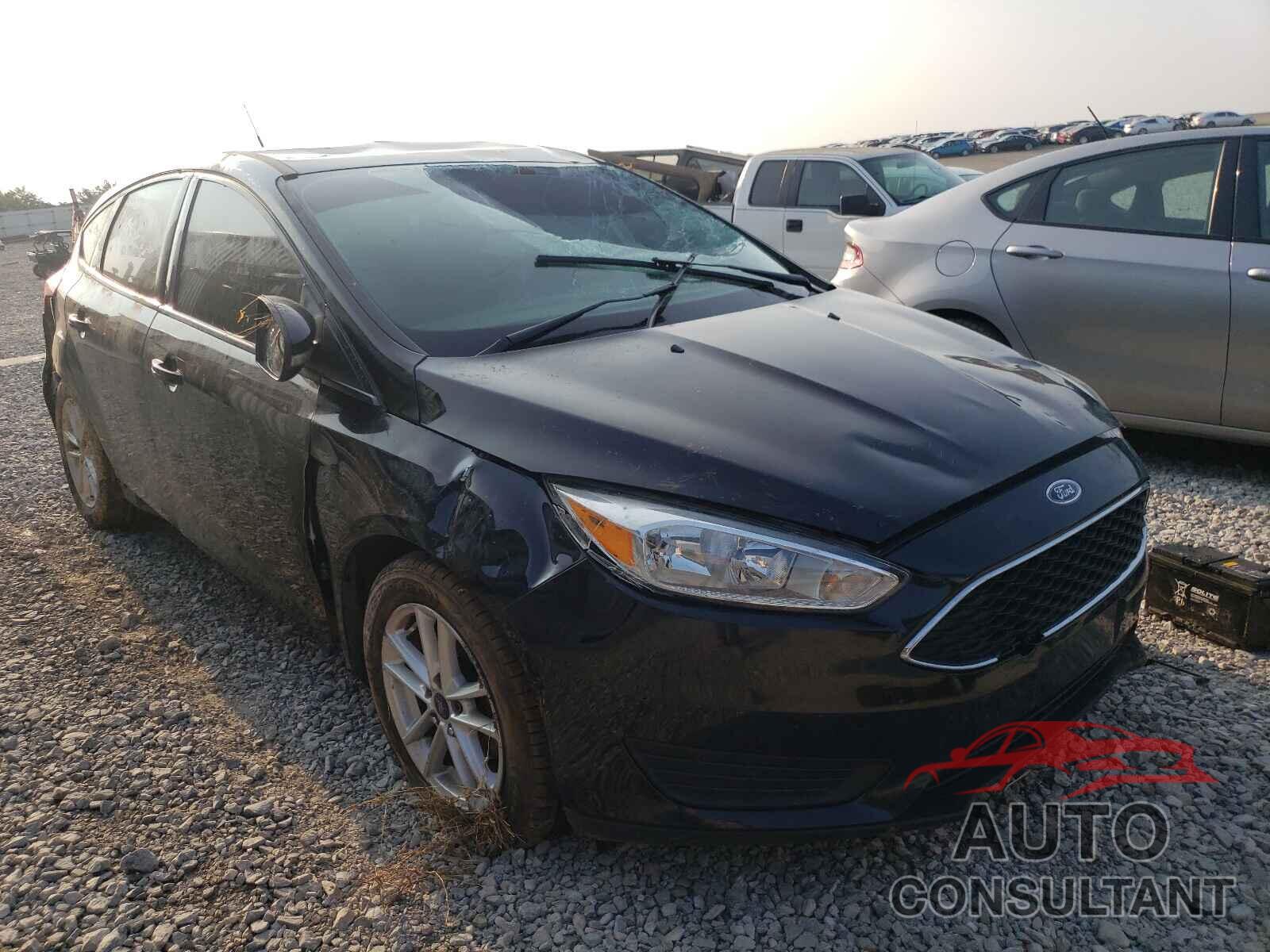 FORD FOCUS 2016 - 1FADP3K2XGL281221