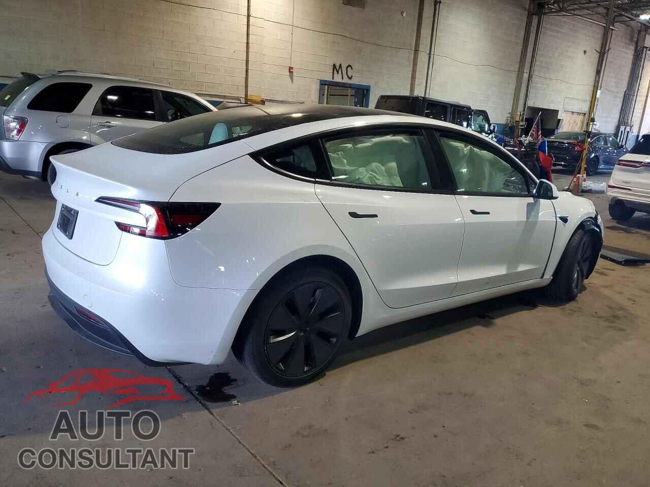 TESLA MODEL 3 2026 - 5YJ3E1EA1TF139727