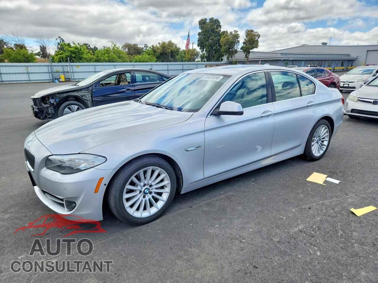 BMW 5 SERIES 2013 - WBAFR7C56DC829060