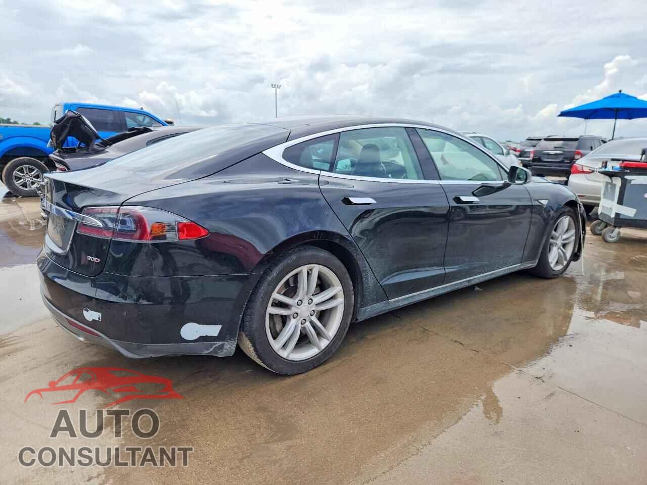 TESLA MODEL S 2013 - 5YJSA1CG2DFP28026