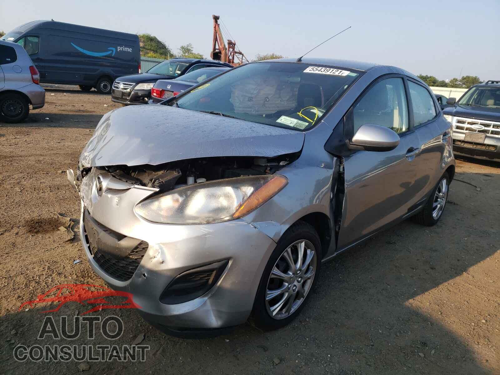 MAZDA 2 2011 - JM1DE1HZ1B0111977