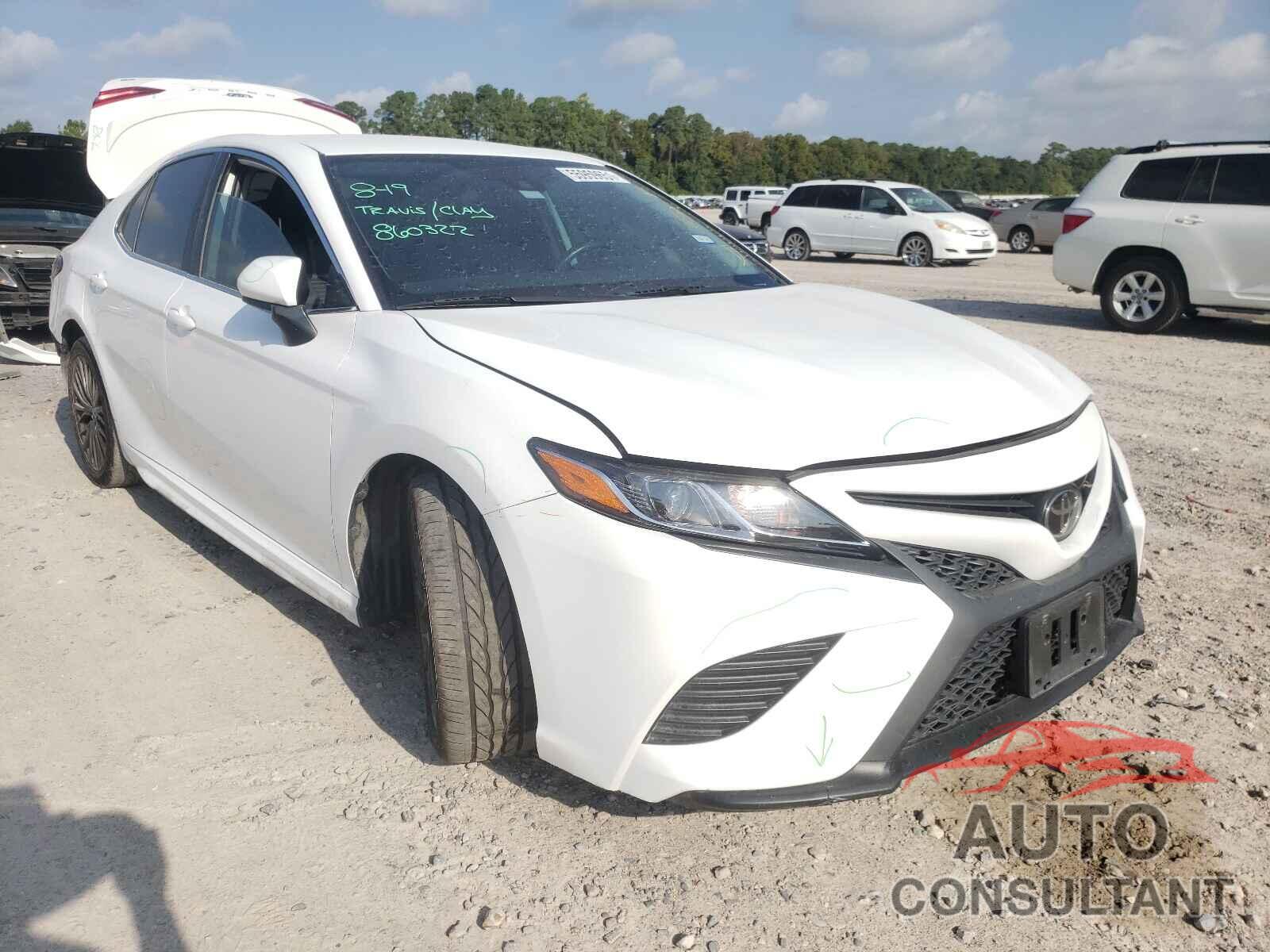 TOYOTA CAMRY 2019 - 4T1B11HK1KU738012
