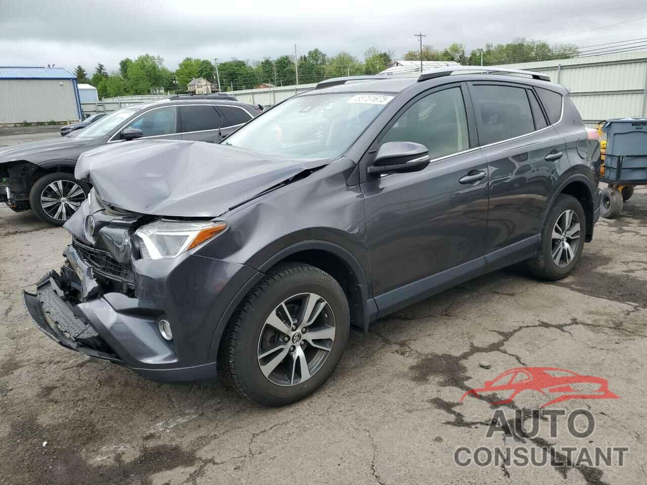 TOYOTA RAV4 2017 - JTMRFREV5HJ123605