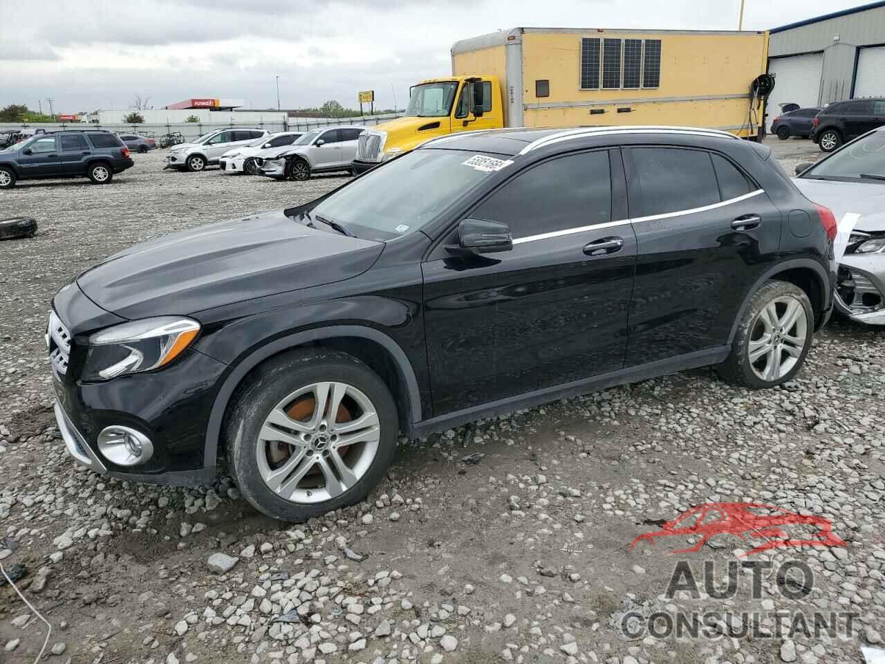 MERCEDES-BENZ GLA-CLASS 2018 - WDCTG4GB6JJ530986
