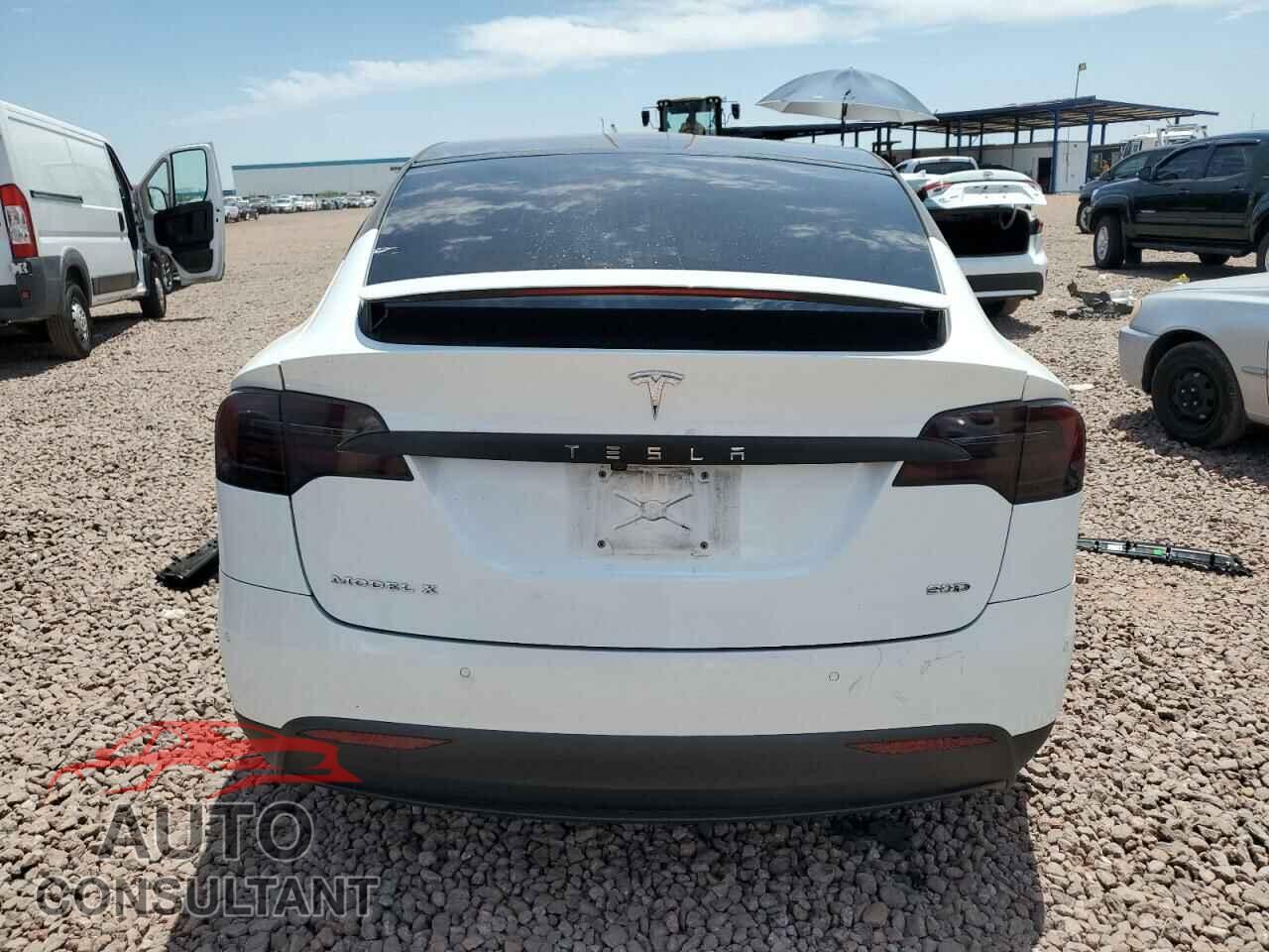 TESLA MODEL X 2016 - 5YJXCAE20GF004907