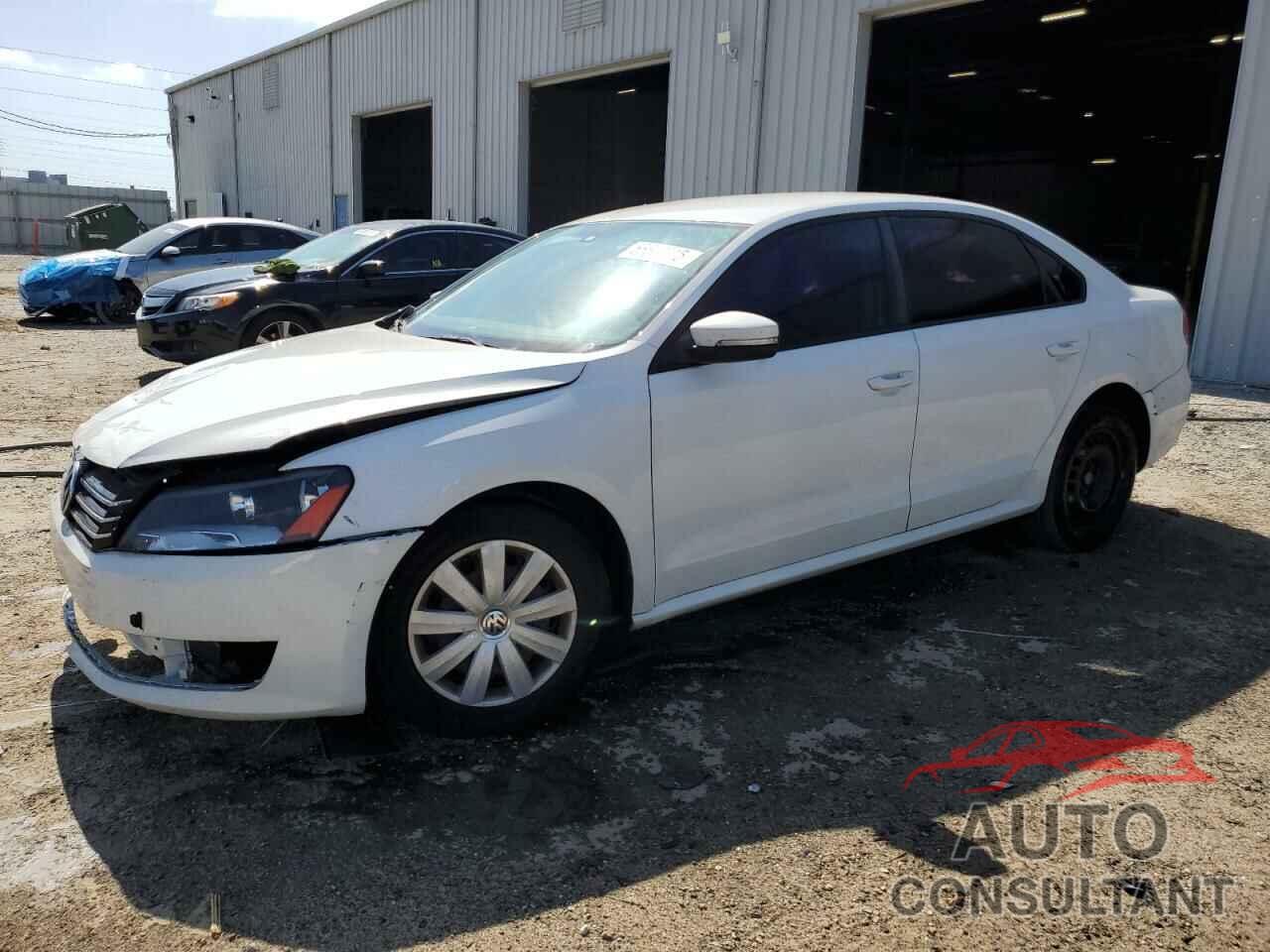 VOLKSWAGEN PASSAT 2013 - 1VWAP7A39DC113688