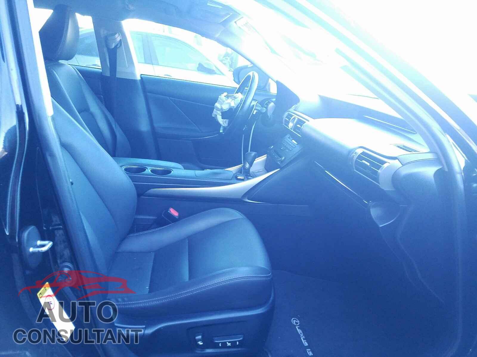 LEXUS IS 2016 - JTHCM1D2XG5010937