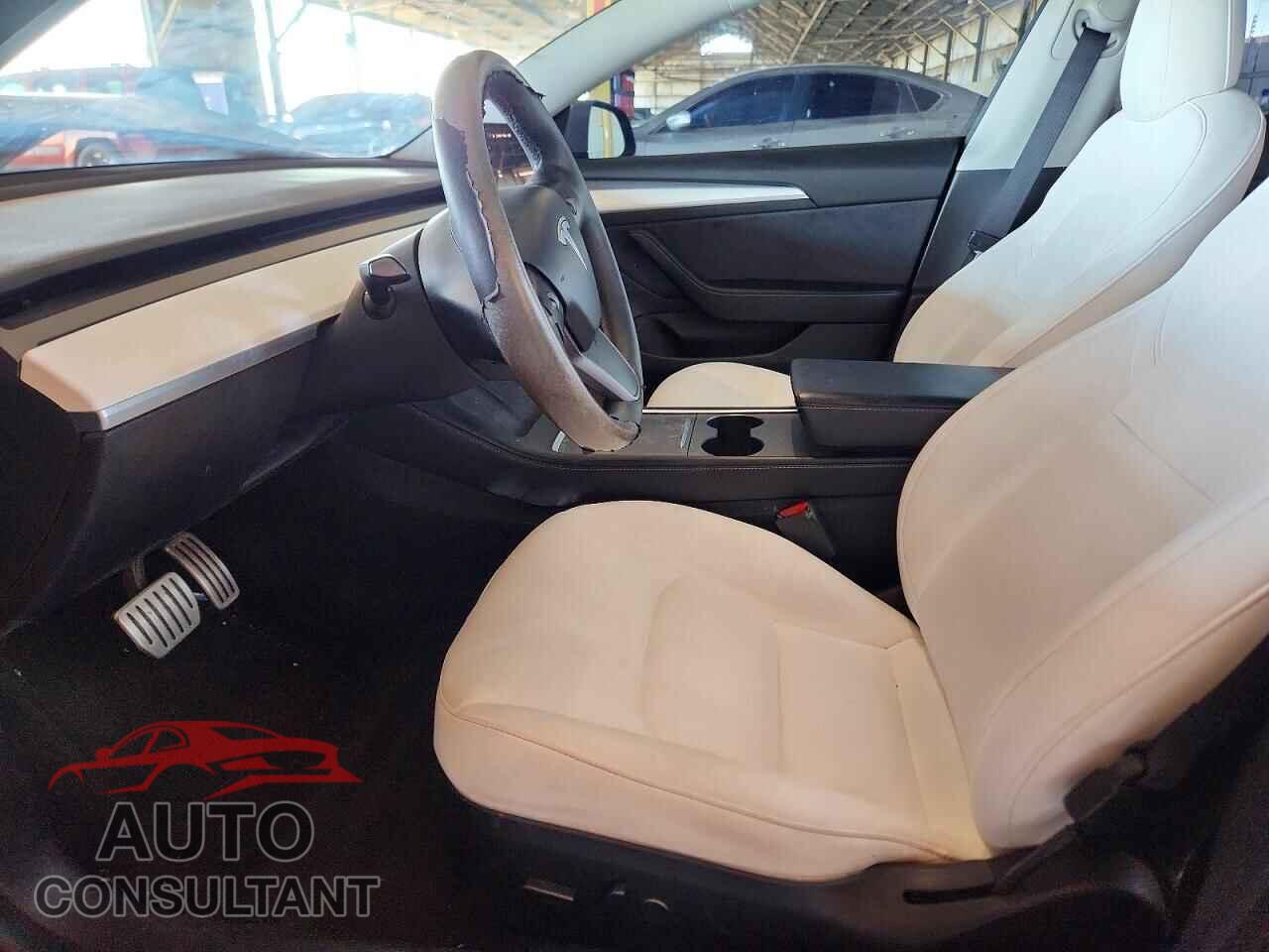 TESLA MODEL 3 2021 - 5YJ3E1EC7MF020230
