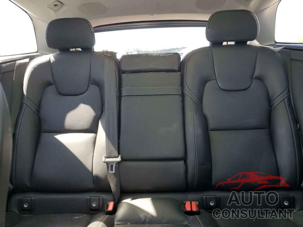 VOLVO XC60 2021 - YV4102RL2M1823863