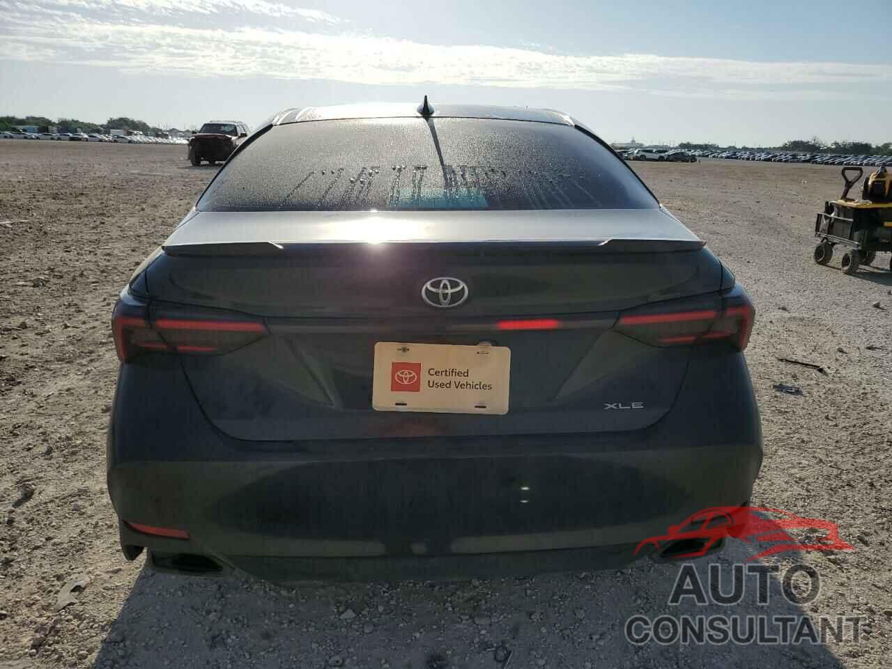 TOYOTA AVALON 2021 - 4T1JZ1FB9MU064315