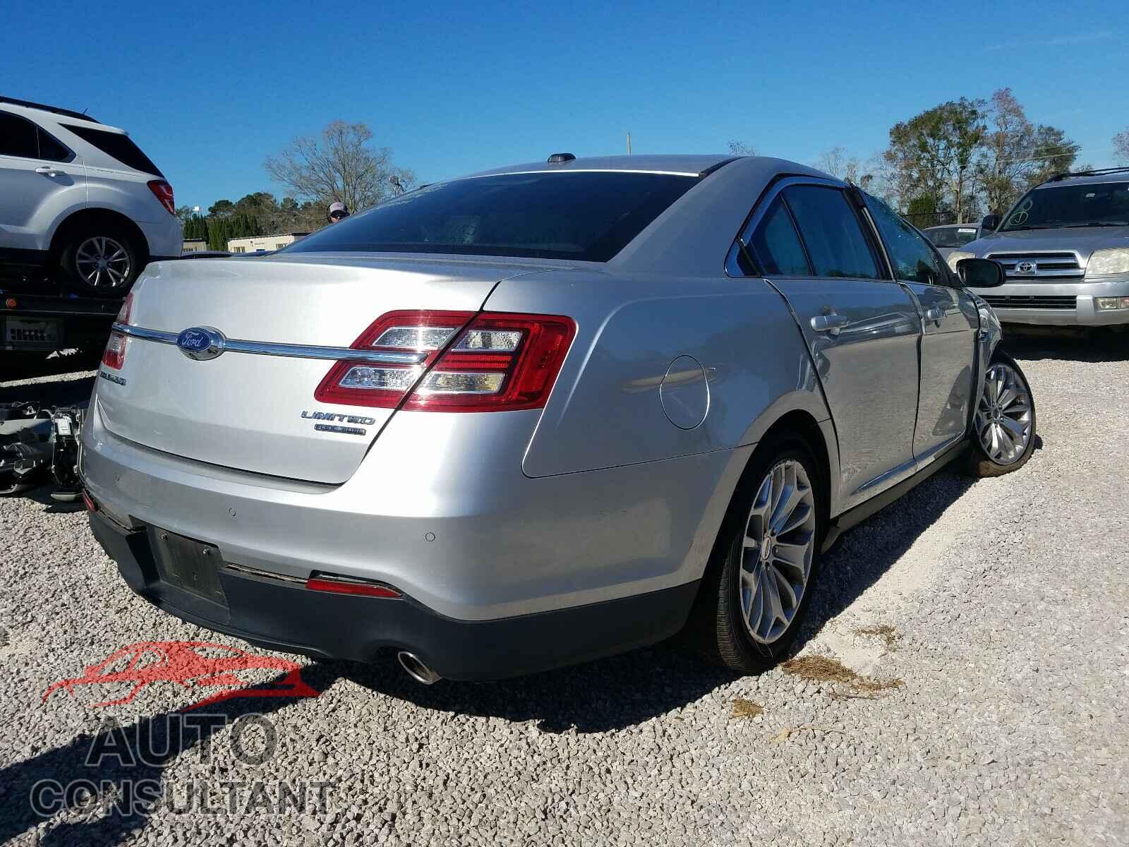 FORD TAURUS 2017 - 1FAHP2F86HG104511