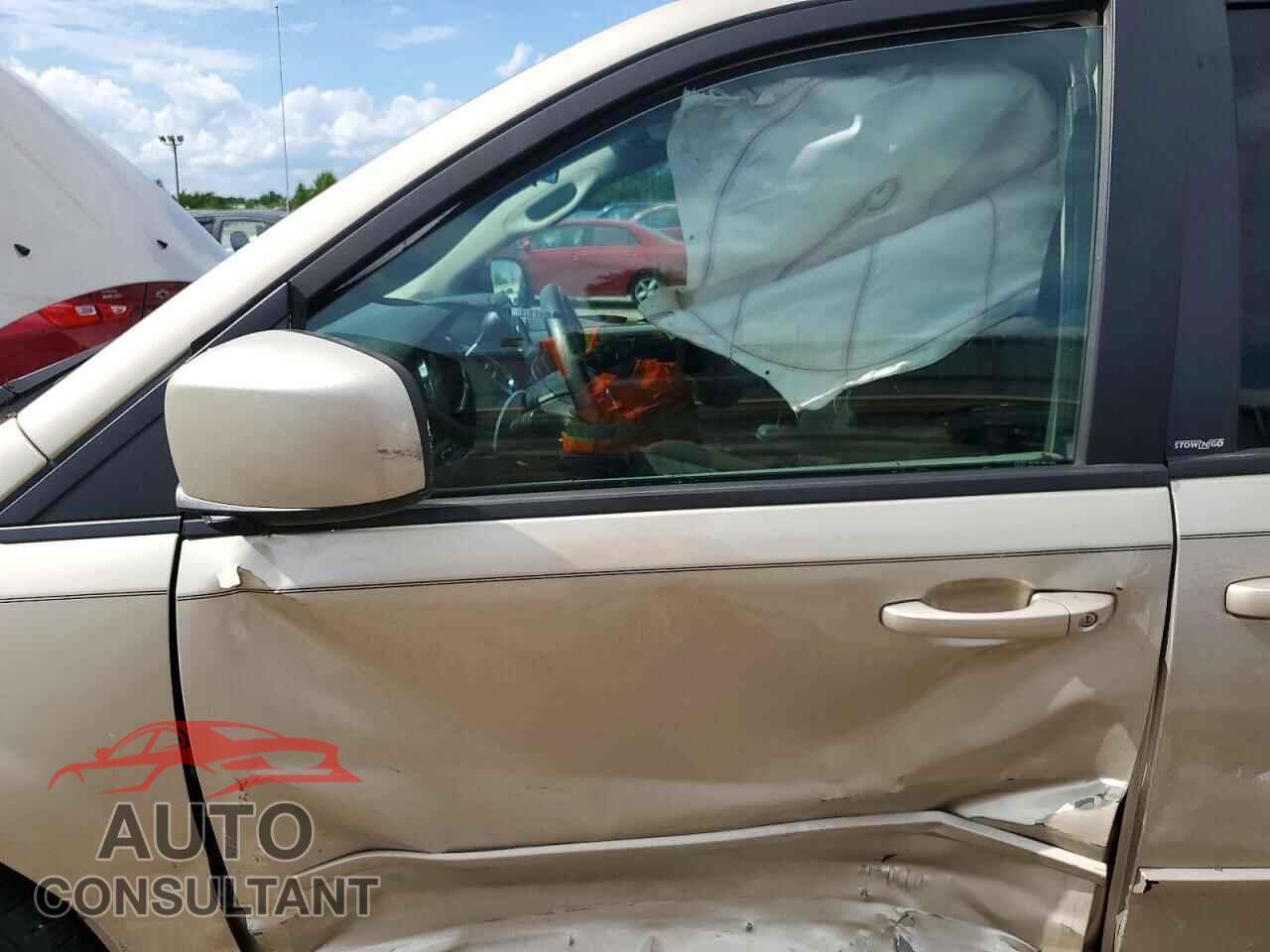 DODGE CARAVAN 2013 - 2C4RDGCG5DR642223