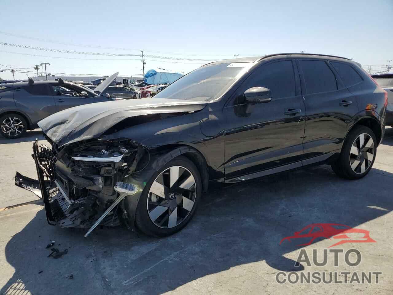 VOLVO XC60 PLUS 2025 - YV4H60RC2S1037897