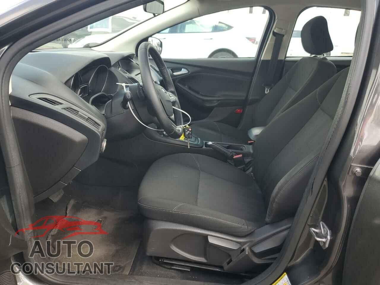 FORD FOCUS 2016 - 1FADP3F24GL275862