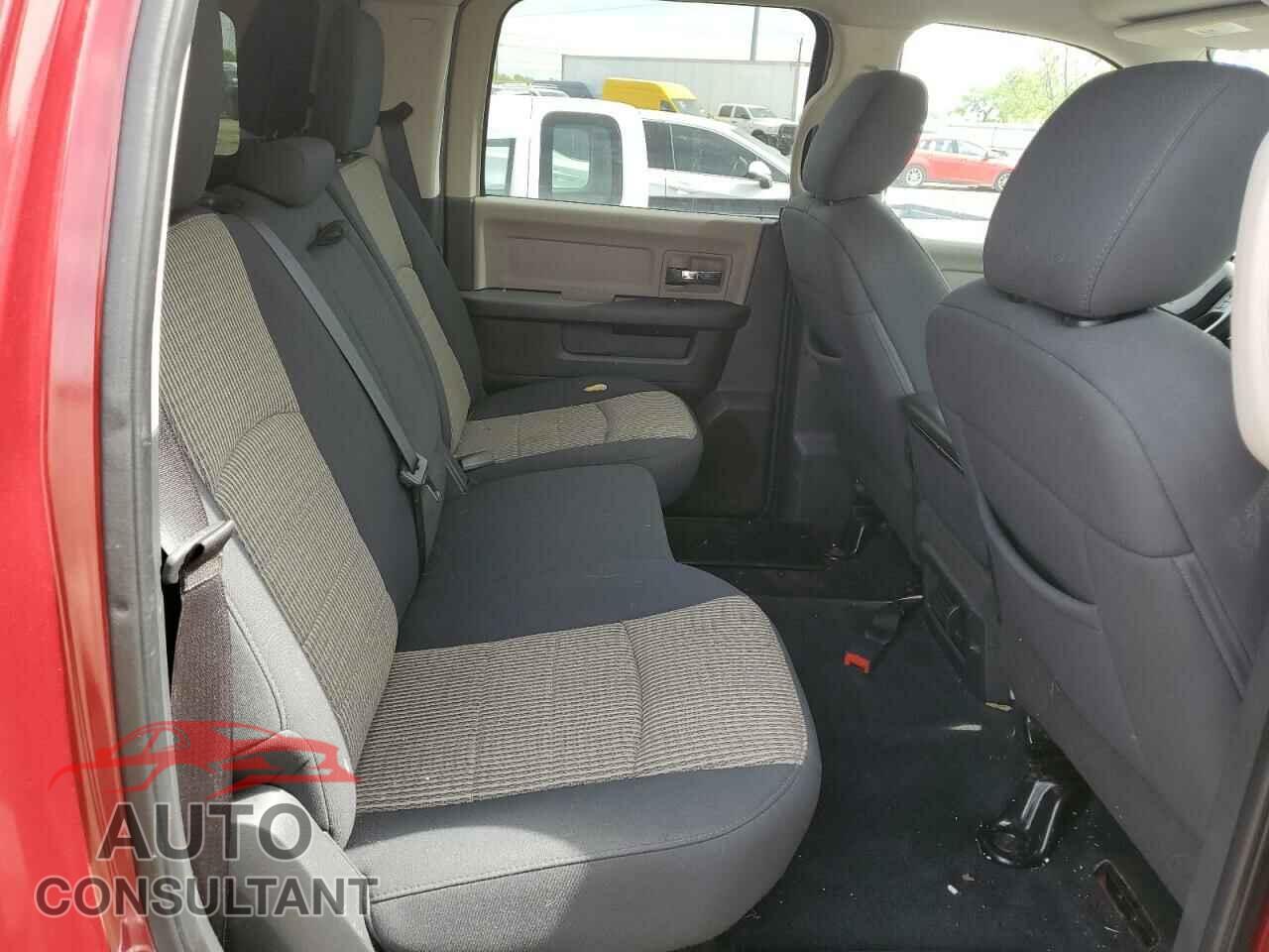 DODGE RAM 1500 2012 - 1C6RD7LT0CS295398