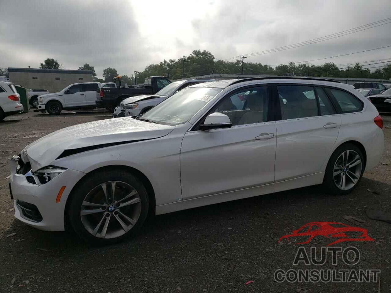 BMW 3 SERIES 2016 - WBA8J1C50GK710606