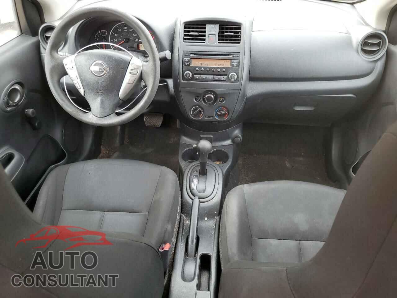 NISSAN VERSA 2017 - 3N1CN7AP3HL848670