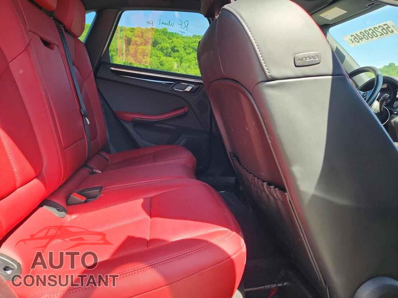 PORSCHE MACAN 2023 - WP1AA2A5XPLB14537