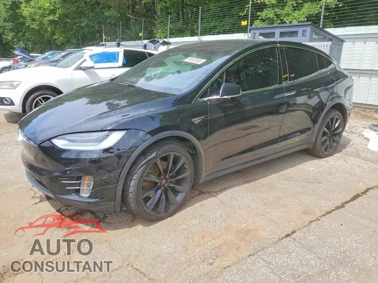 TESLA MODEL X 2016 - 5YJXCAE28GF002368