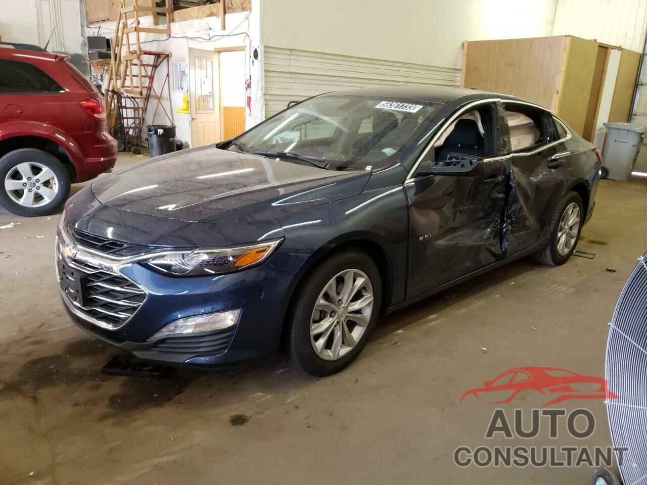 CHEVROLET MALIBU 2022 - 1G1ZD5ST8NF166781