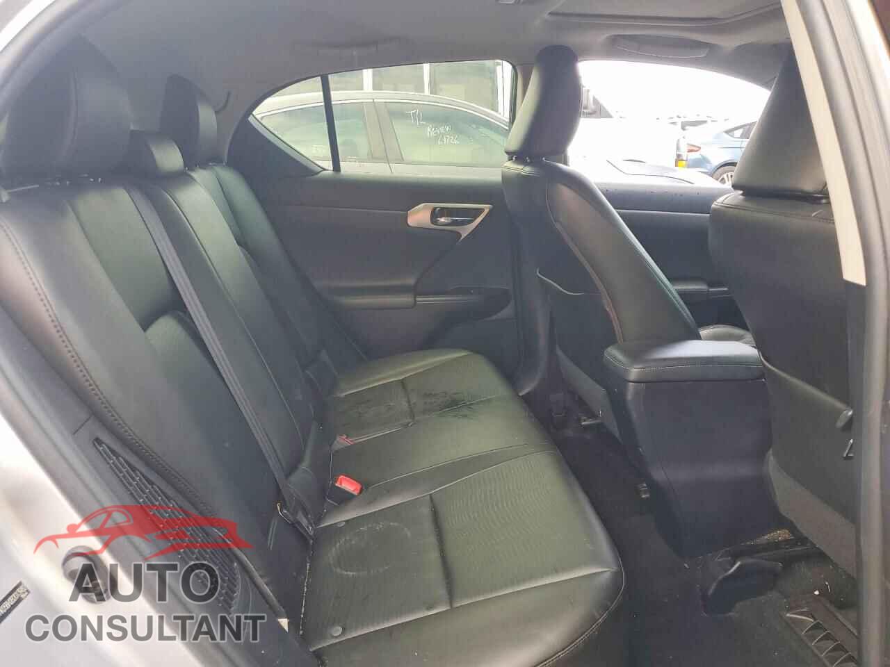 LEXUS CT 200 2011 - JTHKD5BH2B2013982