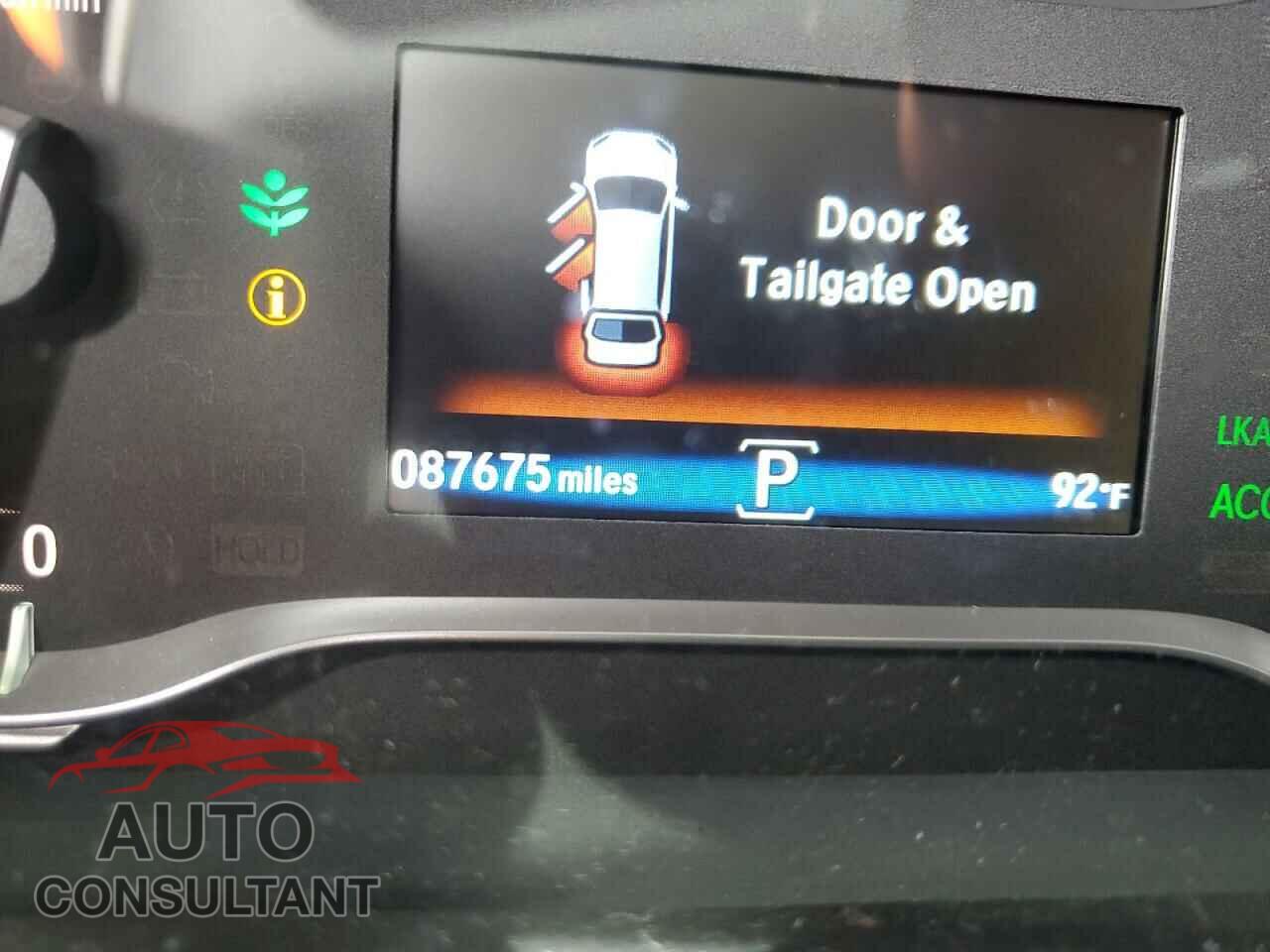 HONDA PILOT 2017 - 5FNYF5H9XHB004197