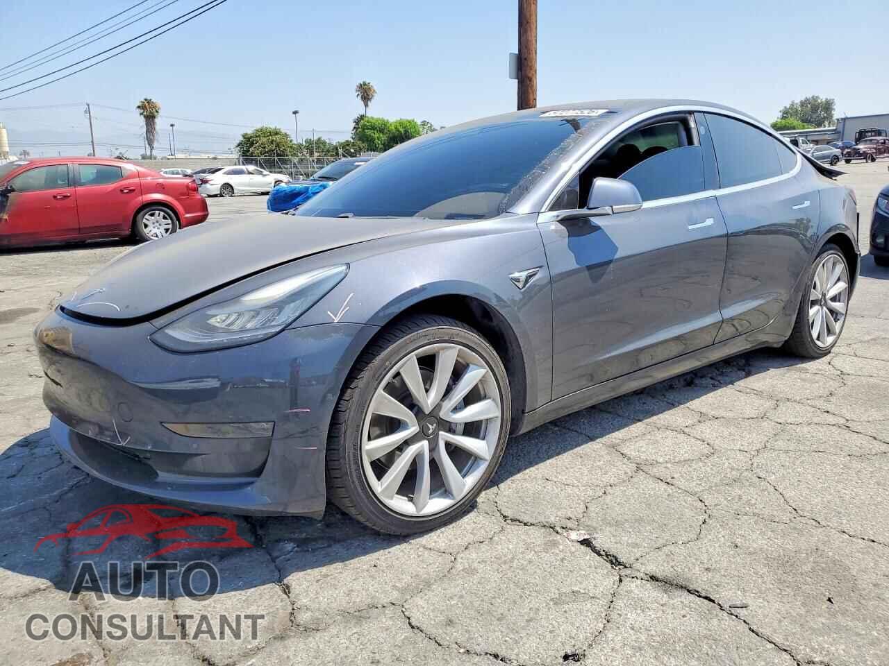 TESLA MODEL 3 2018 - 5YJ3E1EA5JF017725