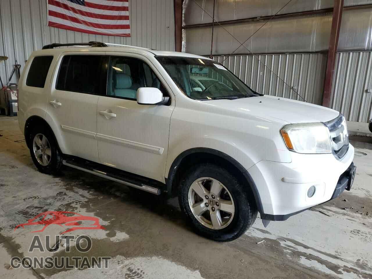 HONDA PILOT 2011 - 5FNYF4H51BB031724