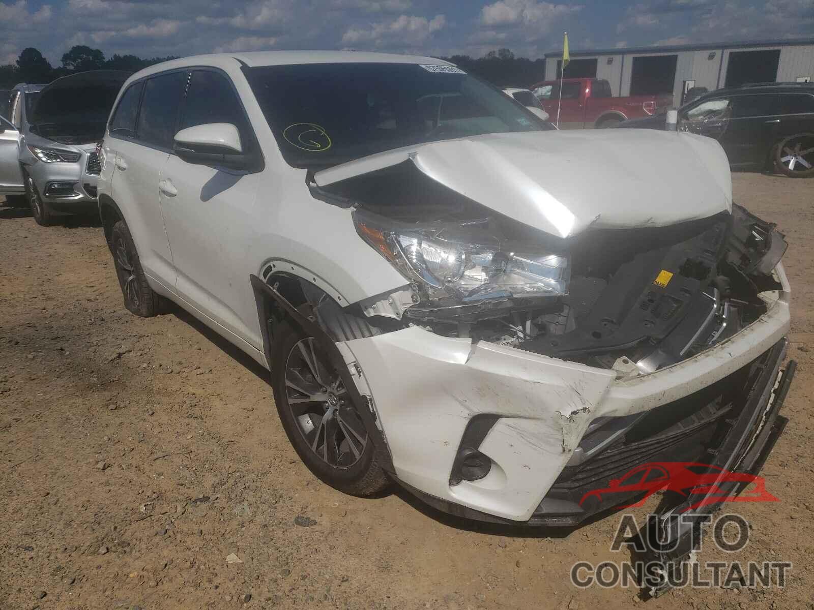TOYOTA HIGHLANDER 2017 - 5TDZARFHXHS031626