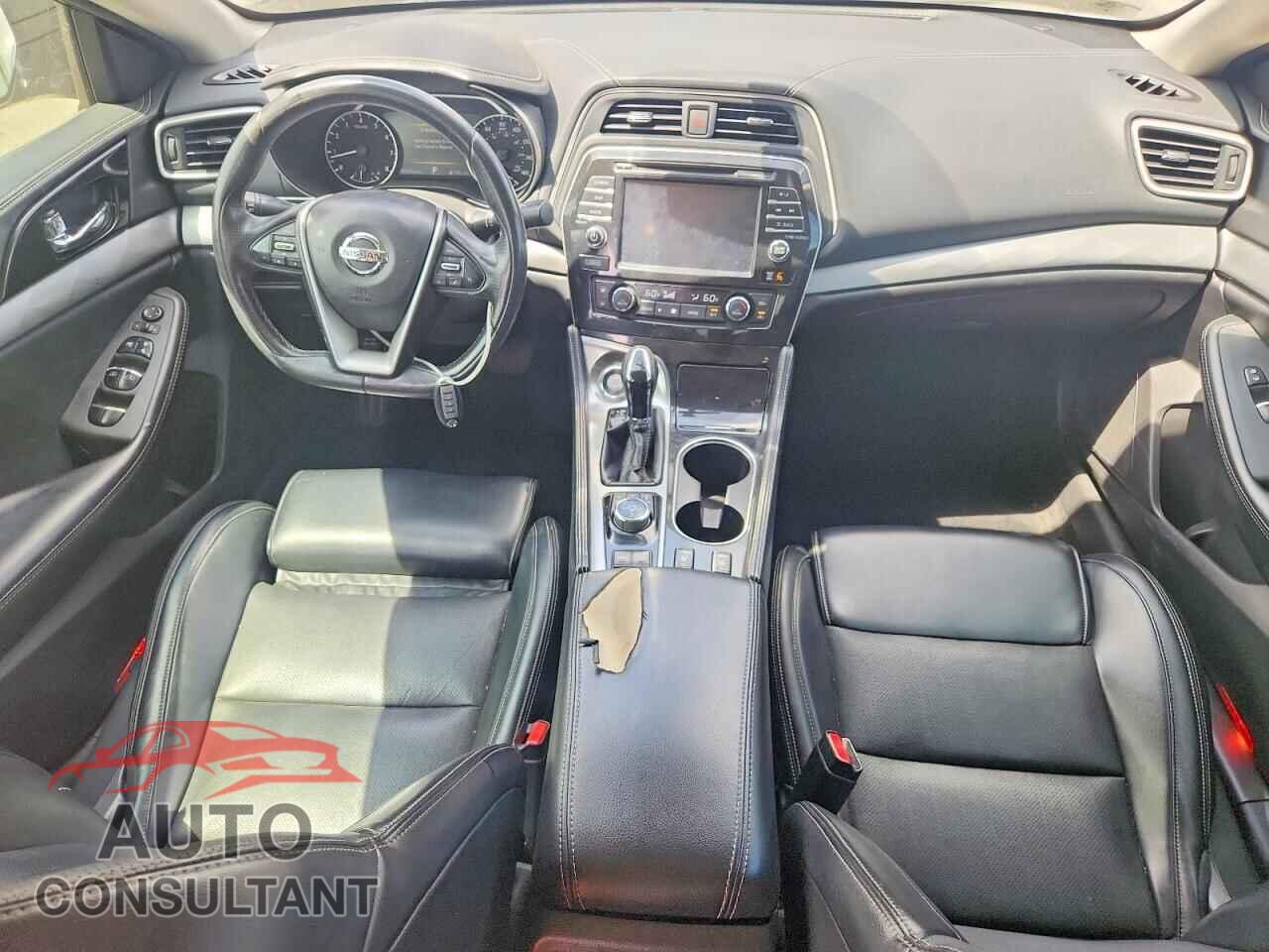NISSAN MAXIMA 2017 - 1N4AA6AP4HC406685