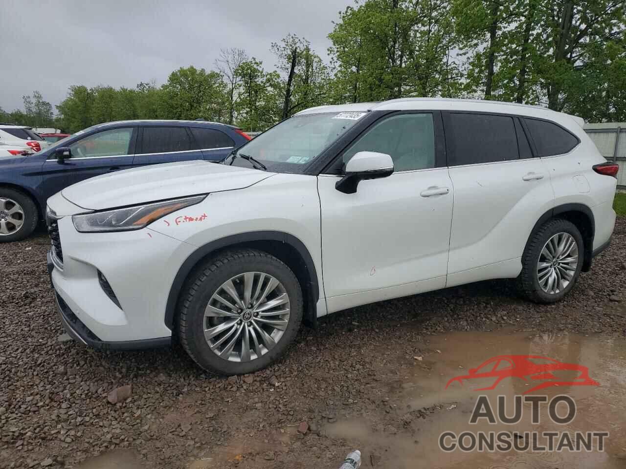 TOYOTA HIGHLANDER 2022 - 5TDFZRBH0NS190765